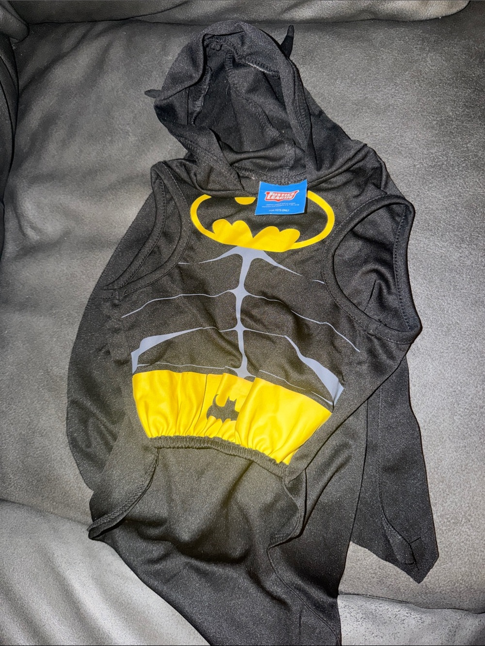 Pet dog cat small med Black and Yellow Batman Hooded Costume Top